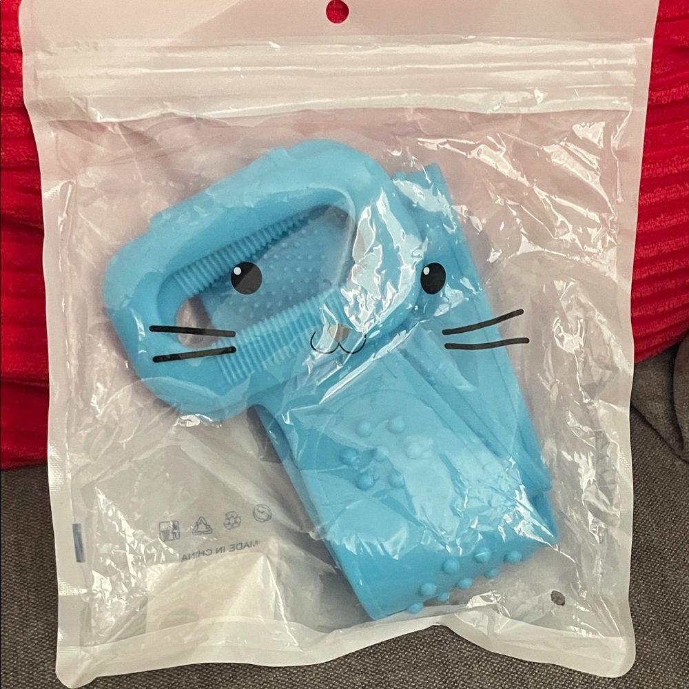 Blue Silicone Pet Grooming Glove
